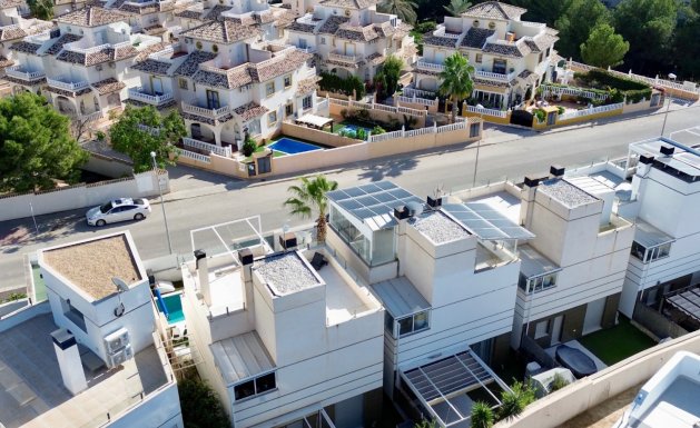 Herverkoop - Detached House / Villa - Orihuela Costa - Lomas de Cabo Roig