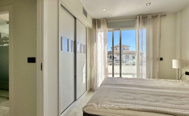 Herverkoop - Detached House / Villa - Orihuela Costa - Lomas de Cabo Roig