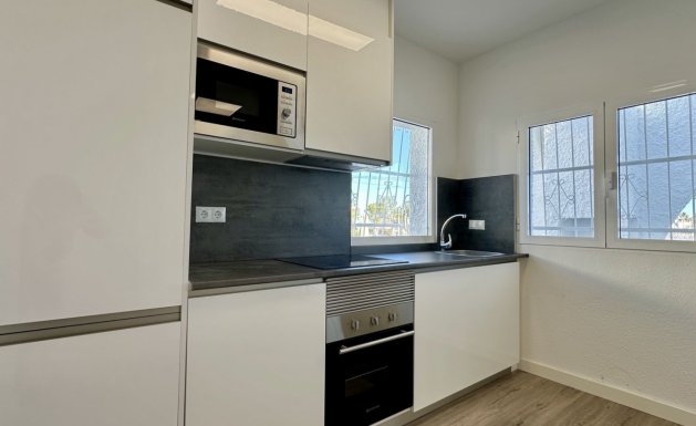 Herverkoop - Chalet - Orihuela Costa - Las Filipinas