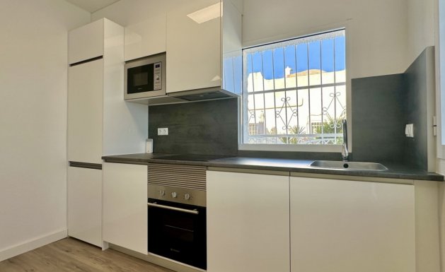 Herverkoop - Chalet - Orihuela Costa - Las Filipinas