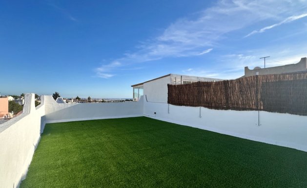 Herverkoop - Chalet - Orihuela Costa - Las Filipinas