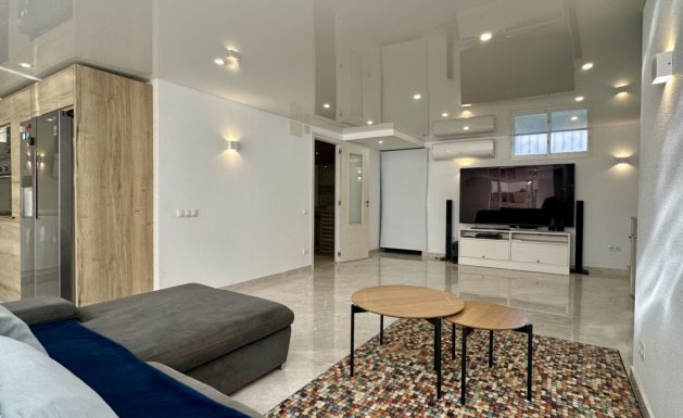 Herverkoop - Detached House / Villa - Orihuela Costa - Los Altos