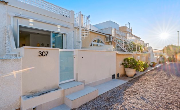 Herverkoop - Adosado - Torrevieja - El chaparral