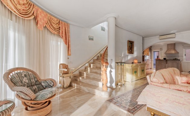 Resale - Chalet - Ciudad Quesada - DOÑA PEPA