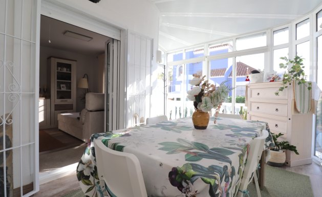 Herverkoop - Detached House / Villa - Orihuela Costa - Villamartin