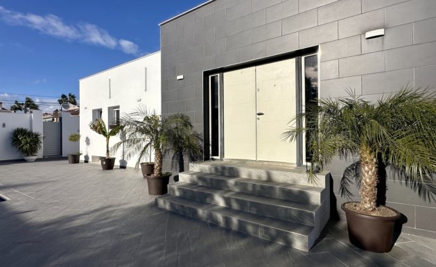 Herverkoop - Detached House / Villa - Rojales - Ciudad Quesada