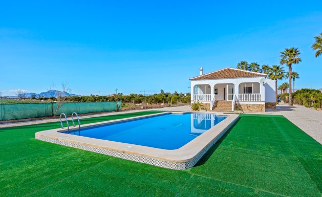 Reventa - Country Property - Dolores