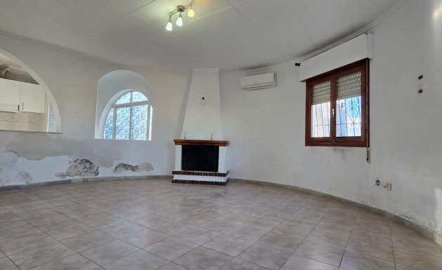 Resale - Detached House / Villa - Torrevieja - El Chaparal