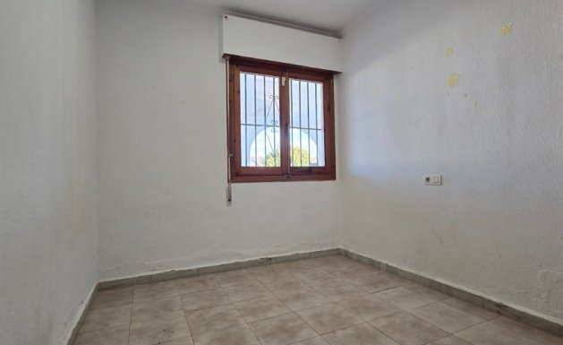 Resale - Detached House / Villa - Torrevieja - El Chaparal