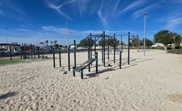 Resale - Detached House / Villa - Torrevieja - El Chaparal