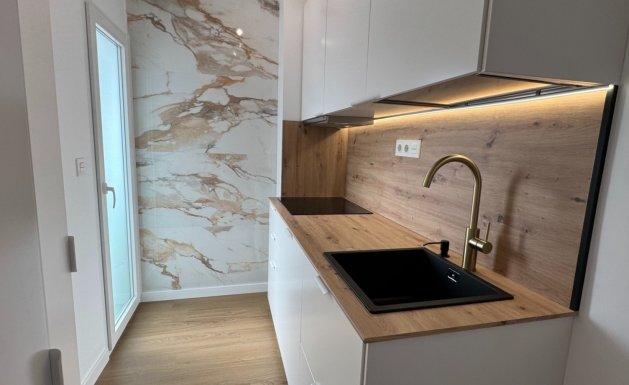 Herverkoop - Apartment - Orihuela Costa - Punta Prima