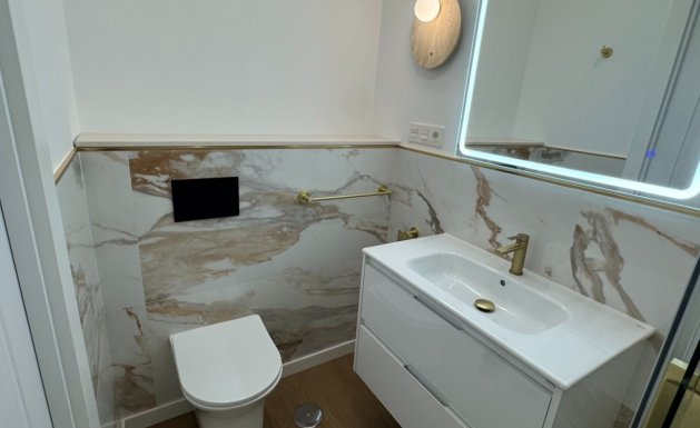 Resale - Apartment - Orihuela Costa - Punta Prima