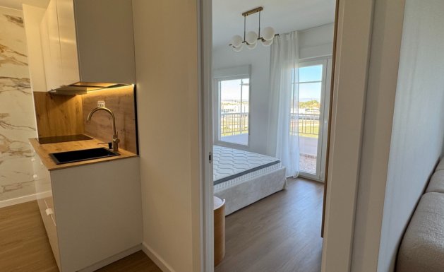 Resale - Apartment - Orihuela Costa - Punta Prima