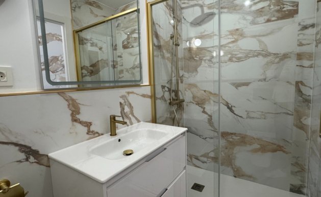 Resale - Apartment - Orihuela Costa - Punta Prima