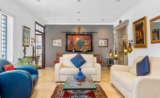 Herverkoop - Country House - Daya Nueva