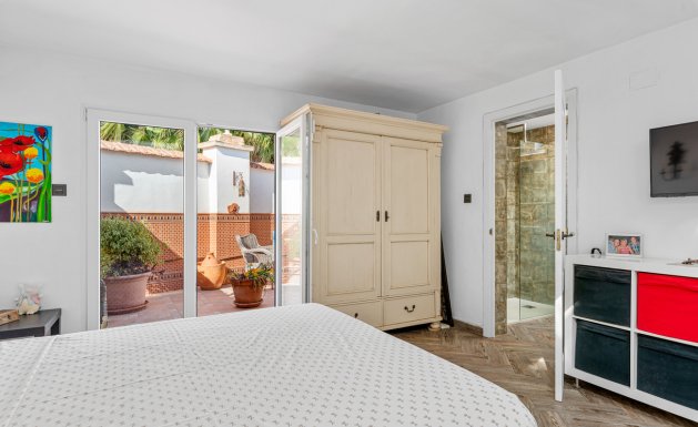 Herverkoop - Country House - Daya Nueva