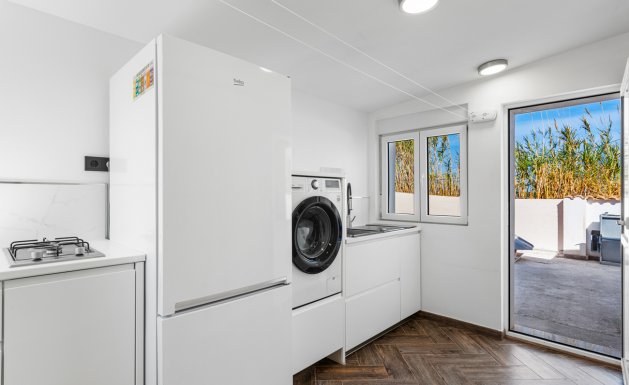 Herverkoop - Country House - Daya Nueva