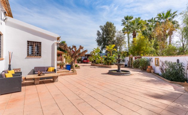 Herverkoop - Country House - Daya Nueva