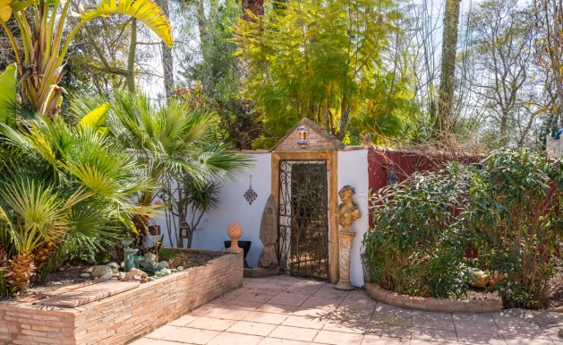 Herverkoop - Country House - Daya Nueva