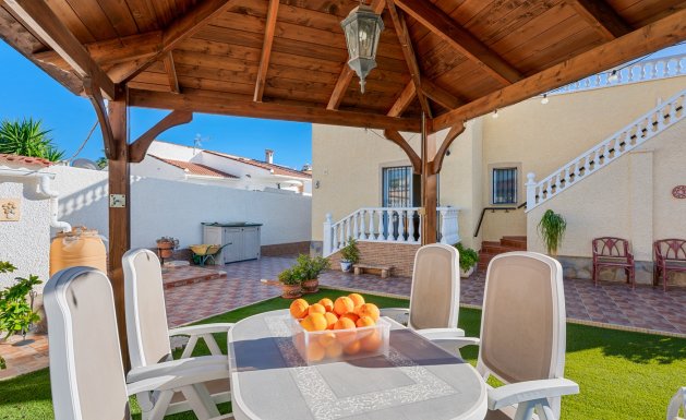 Reventa - Villa - Ciudad Quesada - DOÑA PEPA