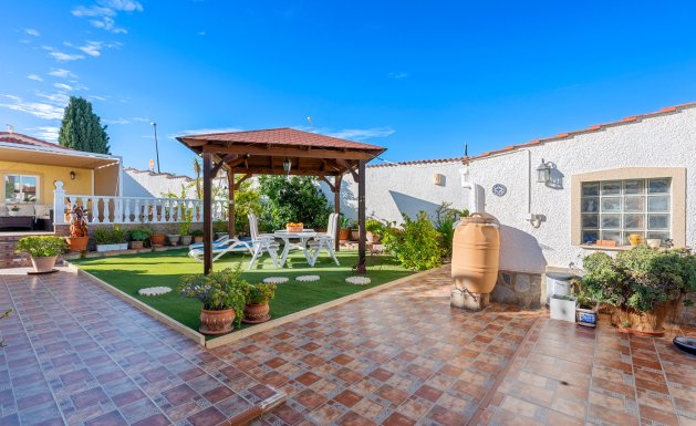 Reventa - Villa - Ciudad Quesada - DOÑA PEPA