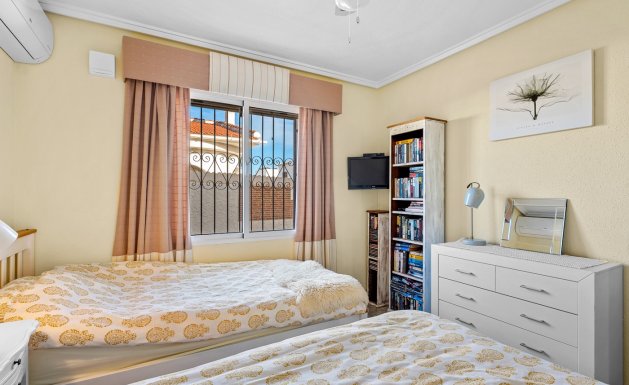 Reventa - Villa - Ciudad Quesada - DOÑA PEPA