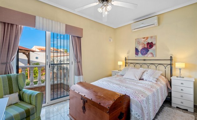 Reventa - Villa - Ciudad Quesada - DOÑA PEPA