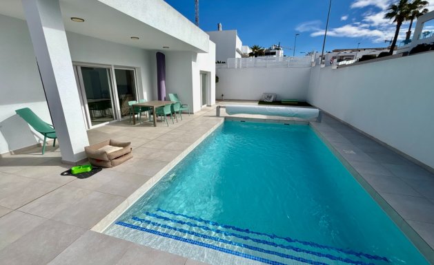 Herverkoop - Detached House / Villa - Benijofar - Benijofar - Village