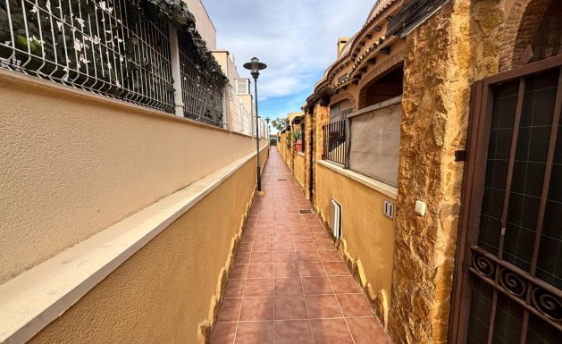 Resale - Semi Detached - Guardamar del Segura - Urbanizaciones