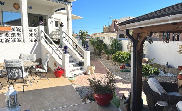 Reventa - Villa - Ciudad Quesada - Central Quesada