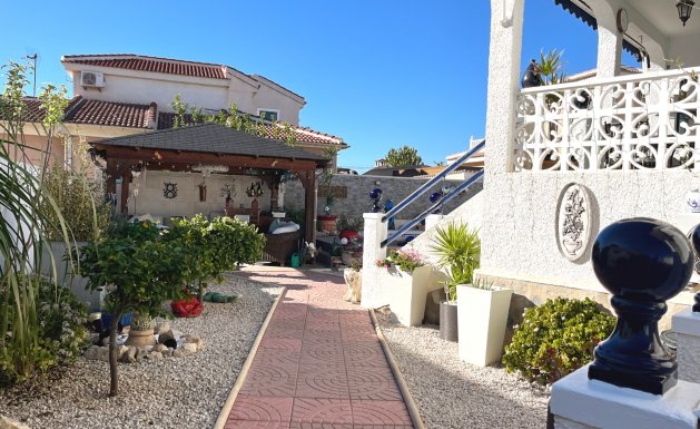 Reventa - Villa - Ciudad Quesada - Central Quesada