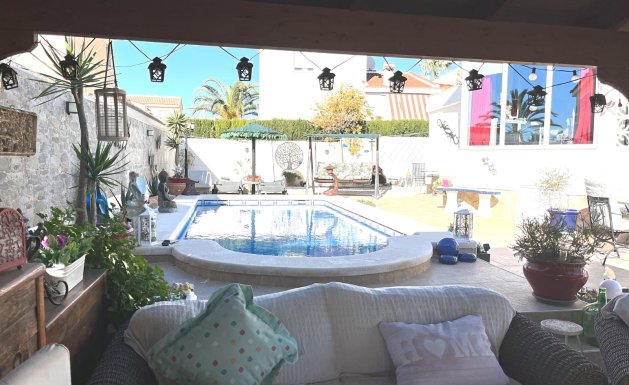 Reventa - Villa - Ciudad Quesada - Central Quesada