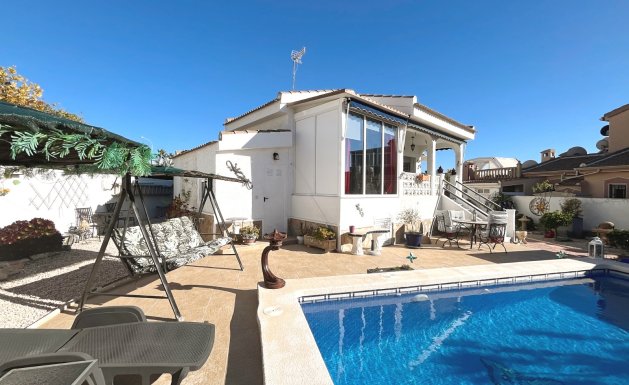 Reventa - Villa - Ciudad Quesada - Central Quesada