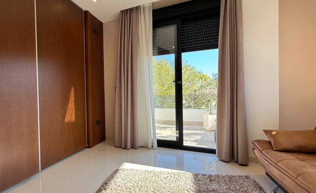 Herverkoop - Detached House / Villa - Orihuela Costa - Villamartín