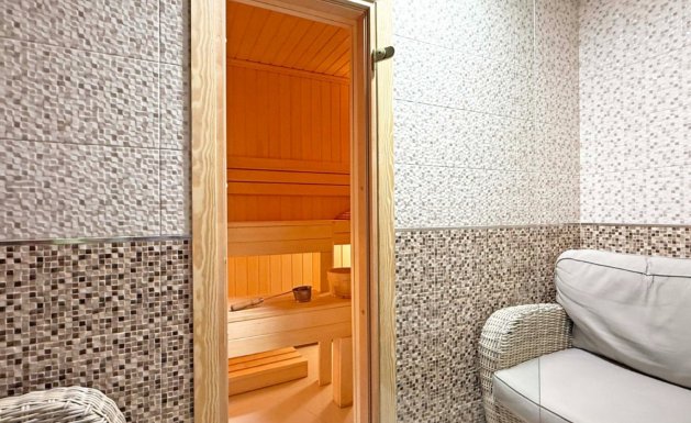 Herverkoop - Detached House / Villa - Orihuela Costa - Villamartín