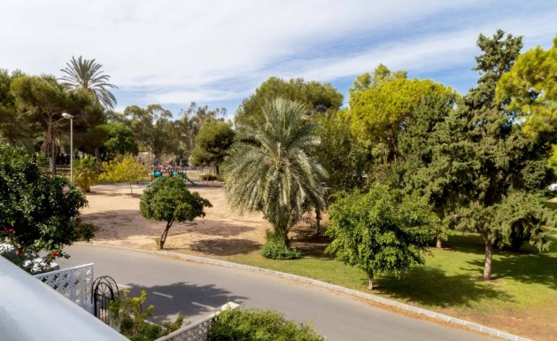 Herverkoop - Semi Detached - Orihuela Costa - La Zenia