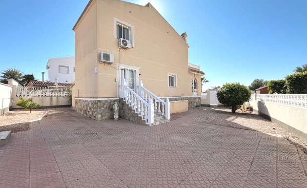 Reventa - Villa - Benijófar - Monte Azul/ El Dorado