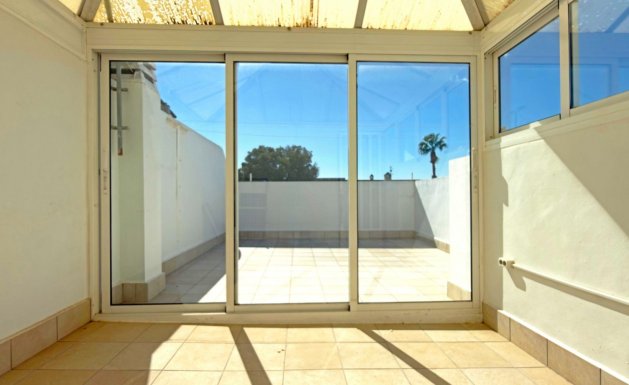 Resale - Chalet - Orihuela Costa - La Zenia