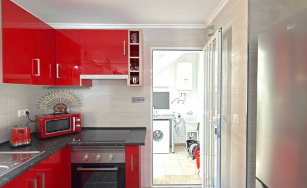 Resale - Chalet - Orihuela Costa - La Zenia