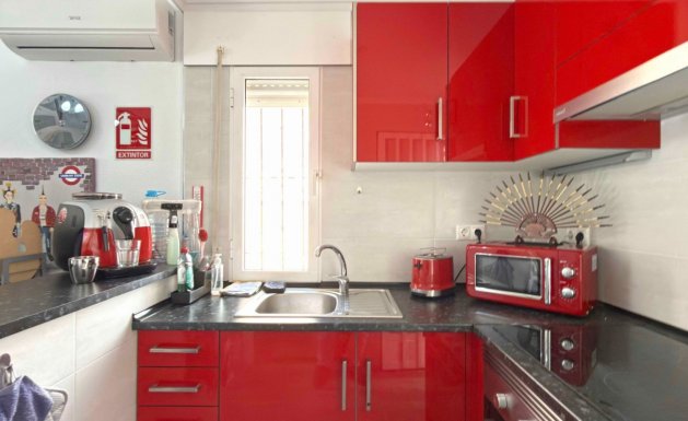 Resale - Chalet - Orihuela Costa - La Zenia