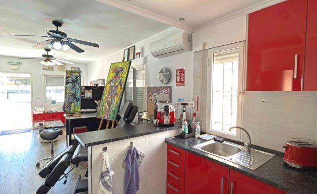 Resale - Chalet - Orihuela Costa - La Zenia