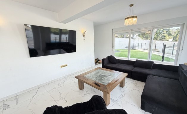 Herverkoop - Villa - Orihuela Costa - Las Filipinas