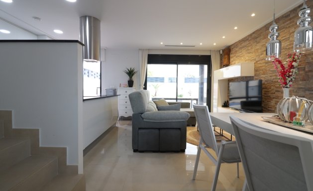 Resale - Detached House / Villa - Benijofar - Benijofar - Village