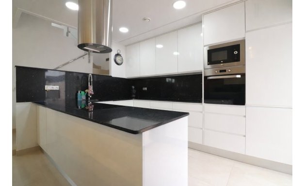 Resale - Detached House / Villa - Benijofar - Benijofar - Village