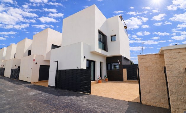 Resale - Detached House / Villa - Benijofar - Benijofar - Village