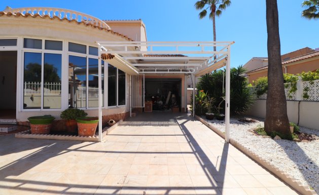 Resale - Detached House / Villa - Ciudad Quesada - Atalayas