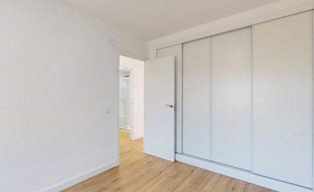 Resale - Apartment - Orihuela Costa - Villamartín