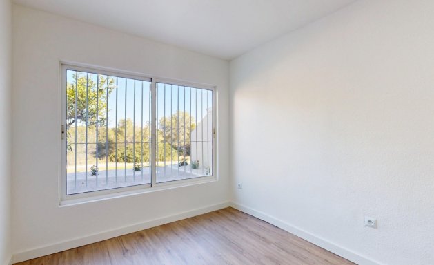 Resale - Apartment - Orihuela Costa - Villamartín