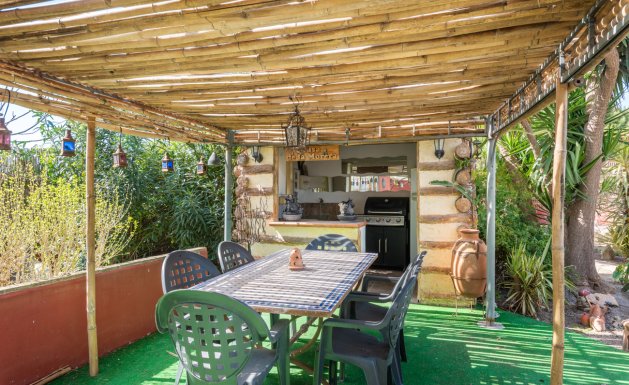 Herverkoop - Country House - Daya Nueva