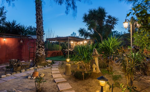 Herverkoop - Country House - Daya Nueva